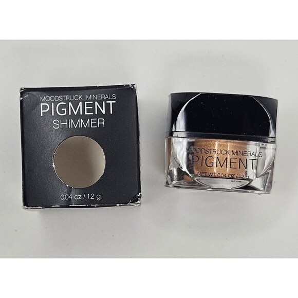 Younique Moodstruck Minerals Pigment Shimmer Gorgeous New in Box - Picture 1 of 4